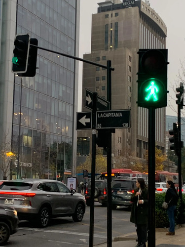 Venta Lindas Oficinas,2 Piso, A Pasos De Est.metro Manquehue