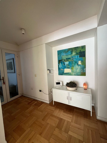 Departamento En Venta De 2 Dorm. Con Jardin A Pasos Del Vma