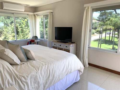 Punta Del Este, Zona Montoya- Ref: 1155