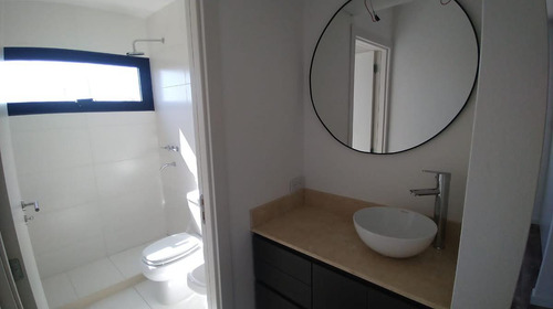 Venta Casa De 2 Dormitorios En Ecovida, Villa Amelia