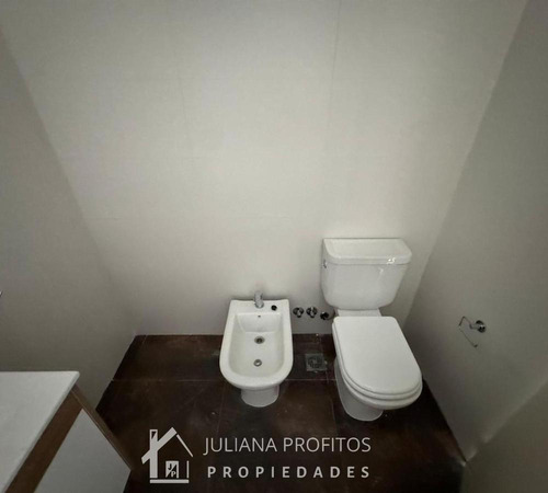 Departamento Dos Ambientes Con Cochera