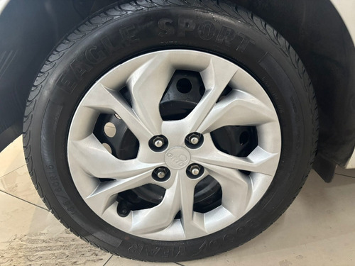 Hyundai HB20 1.6 COMFORT PLUS 16V FLEX 4P AUTOMATICO