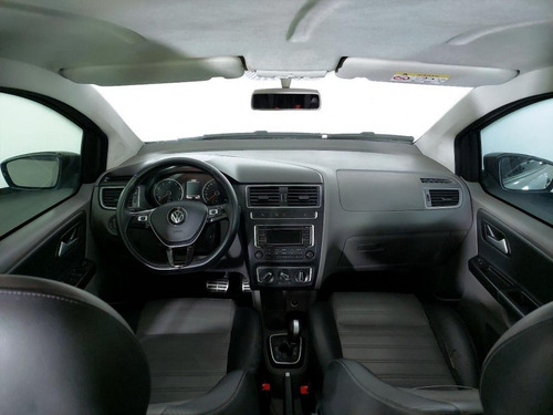 Imagem 14 de 15 de 150358 - Volkswagen Fox 2015 Com Garantia