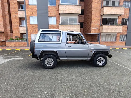Daihatsu Rocky 2.2 F95