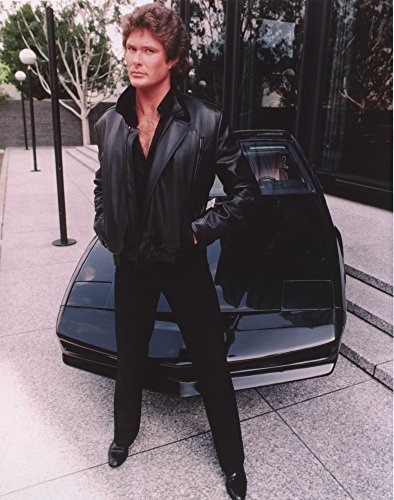 David Hasselhoff Parado En Una Chaqueta De Cuero Negra Con P