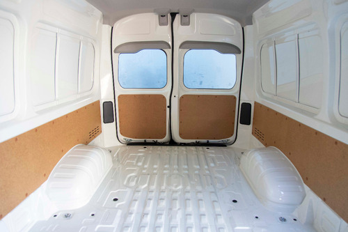 Toyota Hiace 2.8 Tdi Furgón 6at L2h2 3a 5p