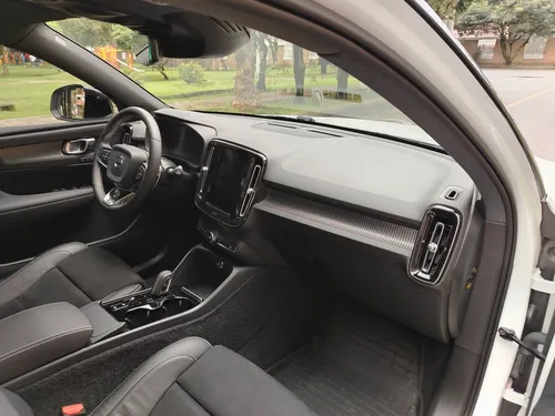 Volvo XC40 2.0 T5 Awd R-design