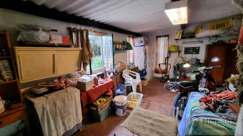 Hermosa Casa En Venta, Barrio La Loma, Del Viso
