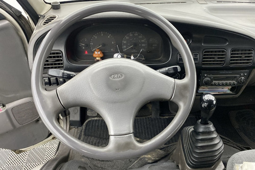 Kia Pregio 3.0 Prgg 8 L 2002
