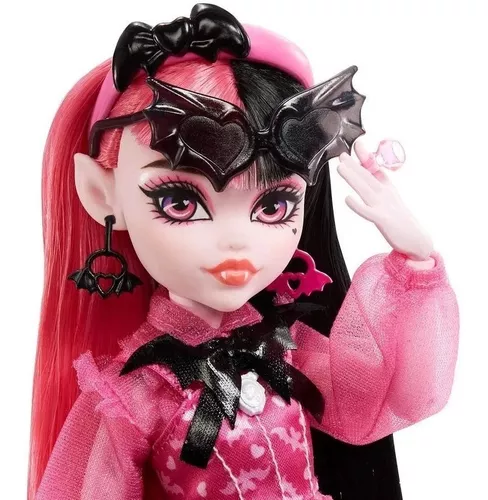 Boneca Monster High Draculaura Da Moda + Pet Magico Ed 2023 - Alfabay -  Cubo Mágico - Quebra Cabeças - A loja de Profissionais e Colecionadores!