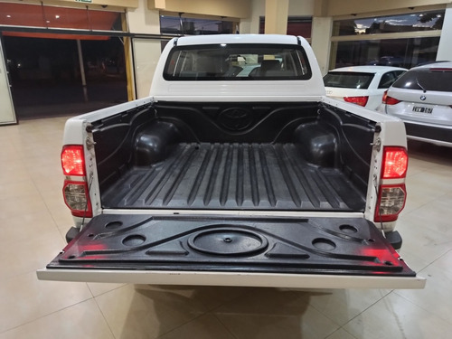 Toyota Hilux 3.0 Cd Sr I 171cv 4x2 2013