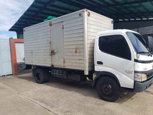 Imagen 2 de 12 de Toyota Dina