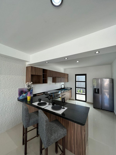 Estrena Casa En Meseta Habitat Residencial, 3 Recamaras, 3.5 Baños, Preciosa !!