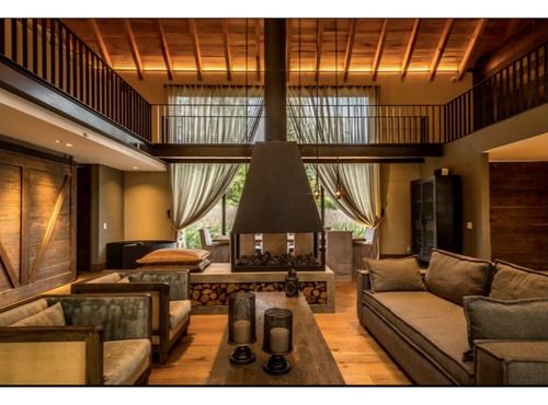 Casa En Renta En Rancho Avandaro, Valle De Bravo