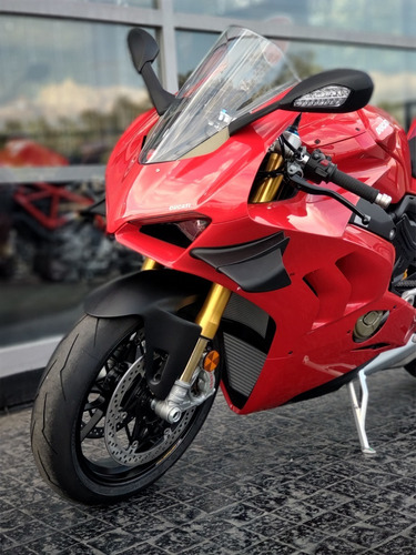 Imagen 13 de 25 de Ducati Panigale V4s - No Bmw S1000rr, No Panigale V4! Gf
