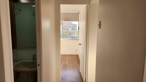 Recien Remodelado, Vista Panorámica, Conectividad, Comercio