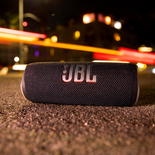 Parlante Jbl Flip 6 Portátil Con Bluetooth Waterproof Negro