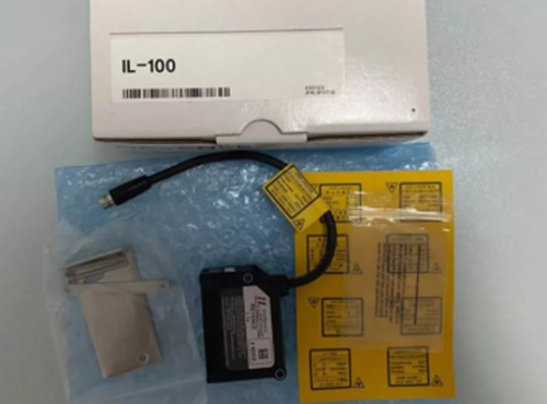 New In Box Keyence Il-100 Laser Sensor Bbt