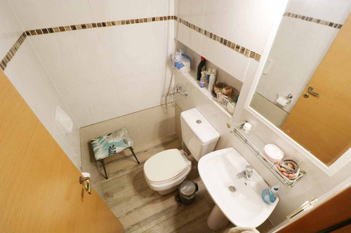 Oportunidad: Casa Con Dos Ph Y Gran Jardín