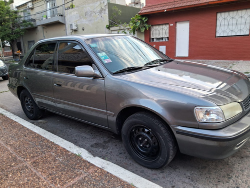 Toyota Corolla 1.8 Xei At