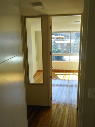¡excelente Loft Nuevo En Cerro Alegre Con Hermosa Vista!