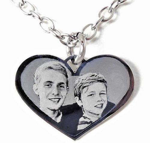 Foto Medalla Acero Corazón 15x20mm + Cadena + Aros
