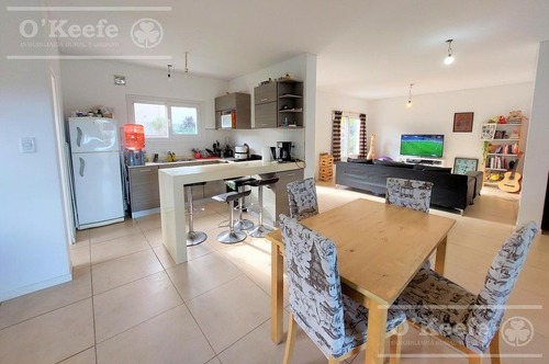 Imagen 7 de 19 de Casa En Venta De 4 Ambientes Con Parque Y Parilla En Fincas De Hudson