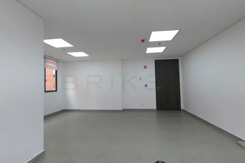 Oficina En Arriendo En Chico Norte. Cod A6556