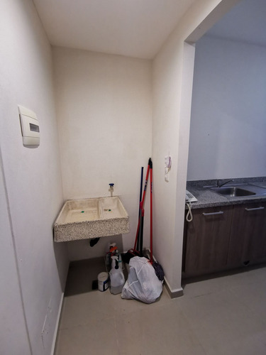 Departamento En Venta En Vía Santa Fe Con Terraza Y Bodega (m2d3178)