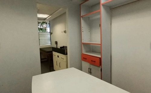 Venta Se Vende Clinica Pediatrica Edificio Centro De Salud Alta Florida Oportunidad Caracas