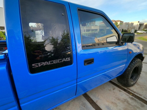 Isuzu Spacecab