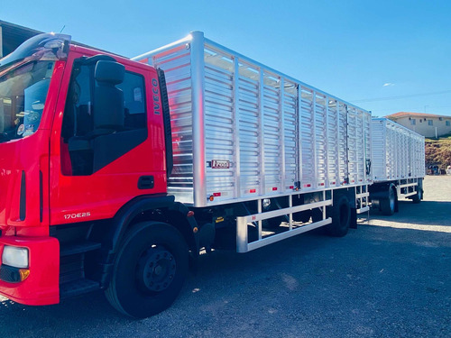 Imagem 9 de 13 de Iveco 170e25