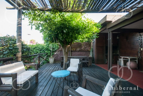 Casa De 3 Dormitorios En Mansa, Punta Del Este. - Ref: 41178