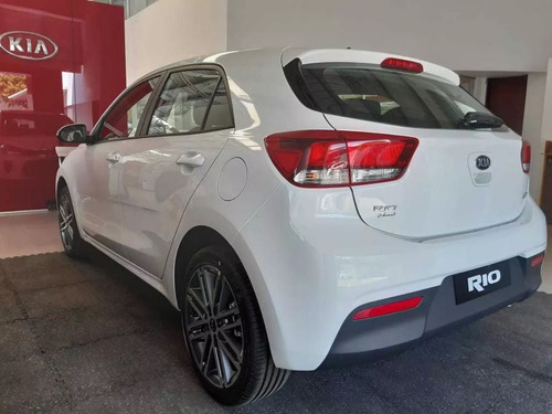 Kia Rio Vibrant Hb 1.4l 2021 At. 0 Km.