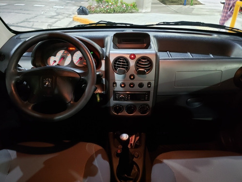 Peugeot Partner Patagónica 1.6 Vtc Plus 2012