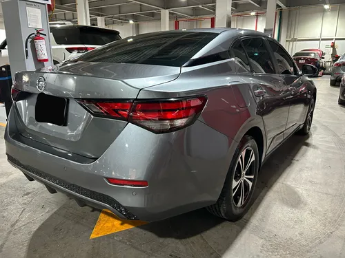 Nissan Sentra 1.8 Advance Cvt