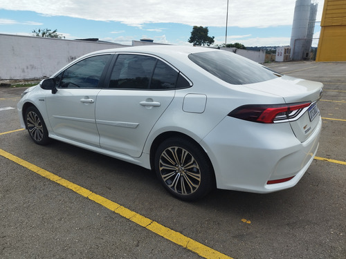 Toyota Corolla 1.8 Altis Premium Hybrid Flex Aut. 4p Hibrido Flex