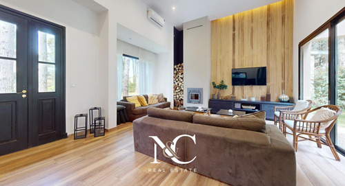 Casa En Venta En Costa Esmeralda, Barrio Senderos Iv