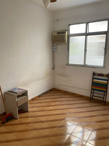 Ótimo Apartamento De 2 Quartos Para Alugar Em Condomínio Fechado Em Guadalupe - Rj!