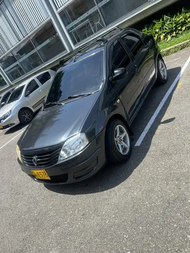 Renault Logan Familier