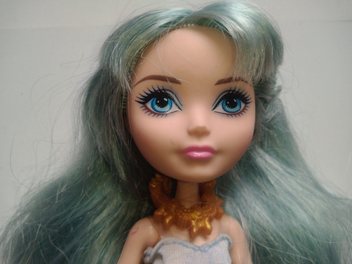 Muñeca Blondie Lockes Ever After High Mattel (Usado)