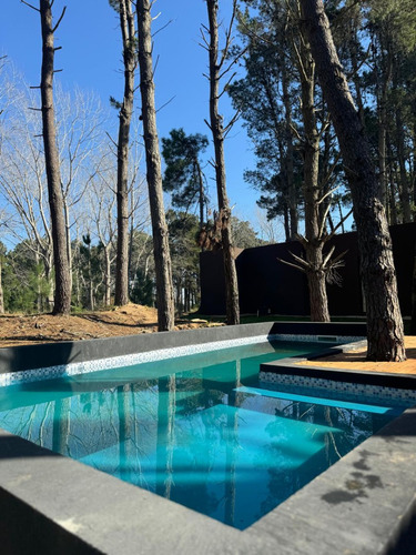 Casa En Venta 4 Ambientes, A Estrenar - Villa Robles - Pinamar