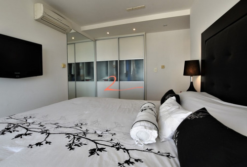 Apartamento De 3 Dormitorios En Venta Y Alquiler Temporario, Playa Mansa. Punta Del Este- Ref: 5335