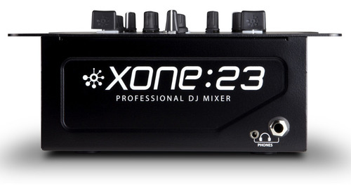 Consola Allen & Heath Xone: 23