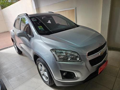 Imagen 6 de 22 de Chevrolet Tracker 2015 1.8 Ltz Fwd Mt 140cv