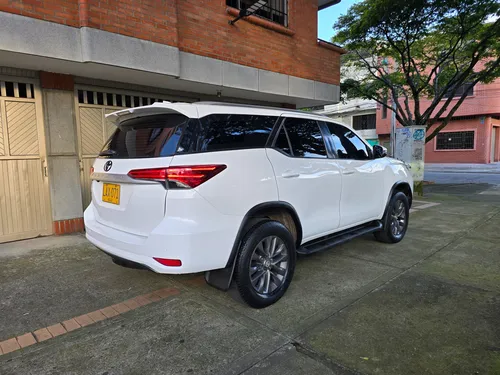 Toyota Fortuner 2.8l