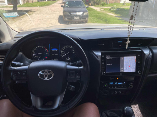 Toyota Hilux SW4 2.8 Srx 177cv 4x4 7as