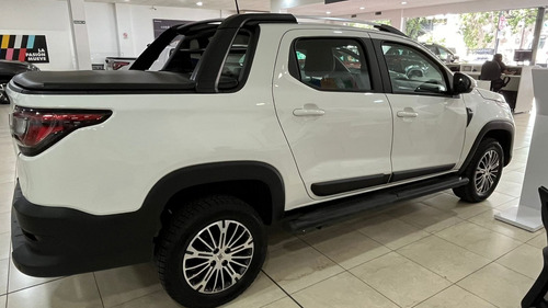 Fiat Strada 1.0 Ranch T200 Cvt