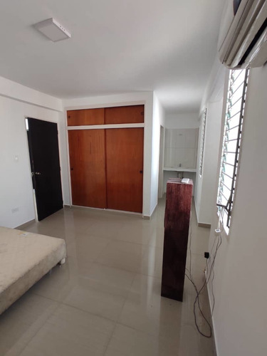 Imagen 9 de 10 de Town House Trigal Norte Gabriela 04121324237