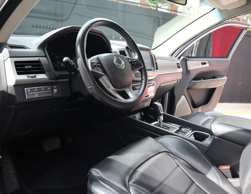 Ssangyong Rexton Supreme